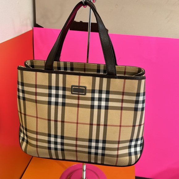 Burberry London tote bag in good condition beautiful clean - Picture 14 of 17